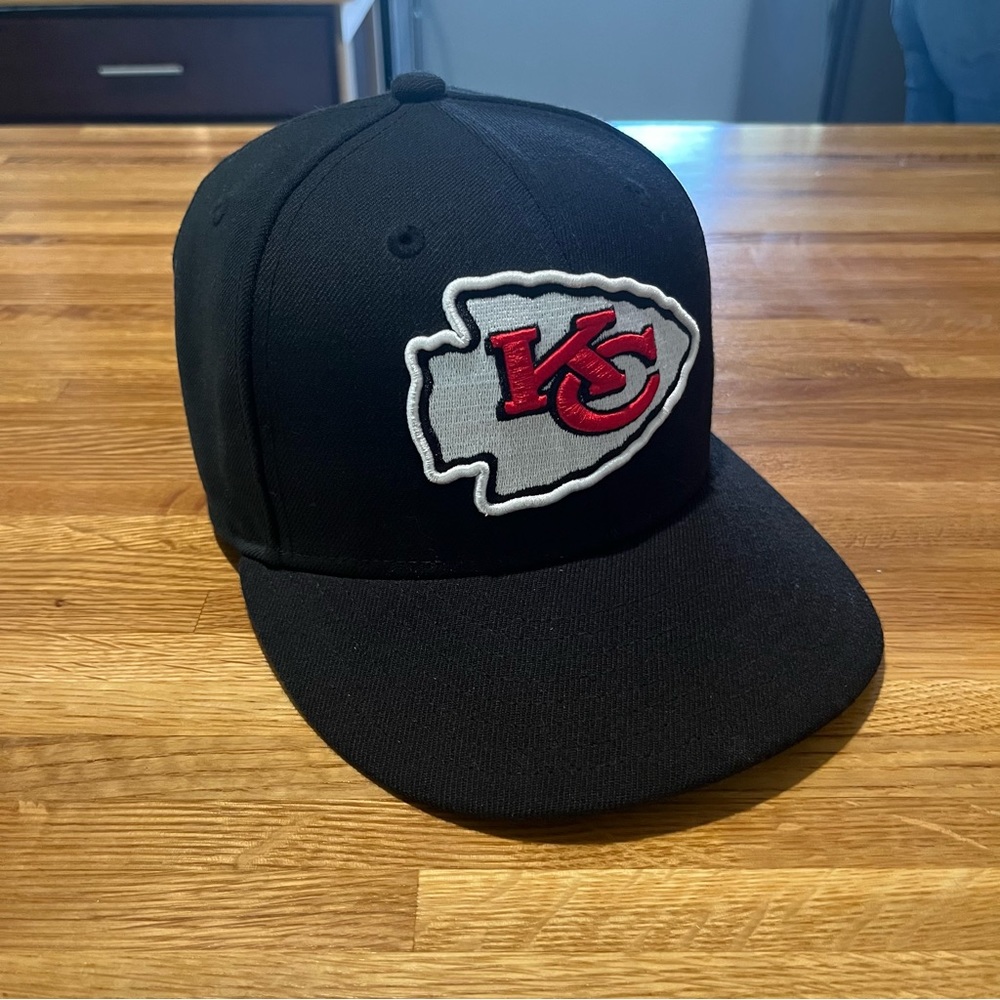 CHIEFS New Era Fitted Hat 7 1/4 Black